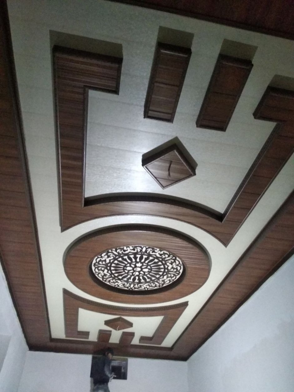 Декор потолок фигура