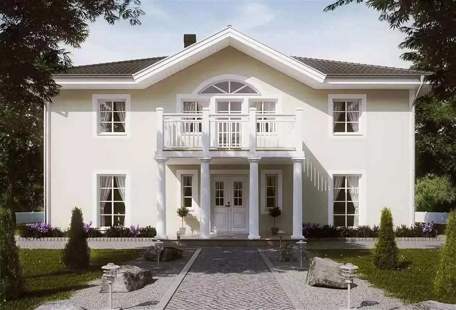 Белый фасад дома