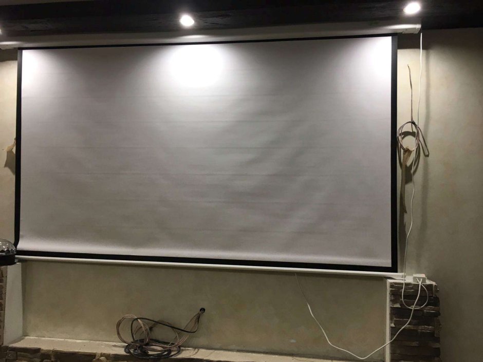 Проектор для домашнего кинотеатра