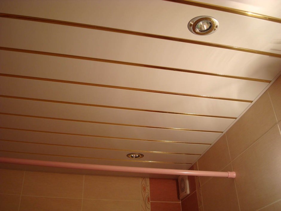 Потолочные панели для ванной комнаты