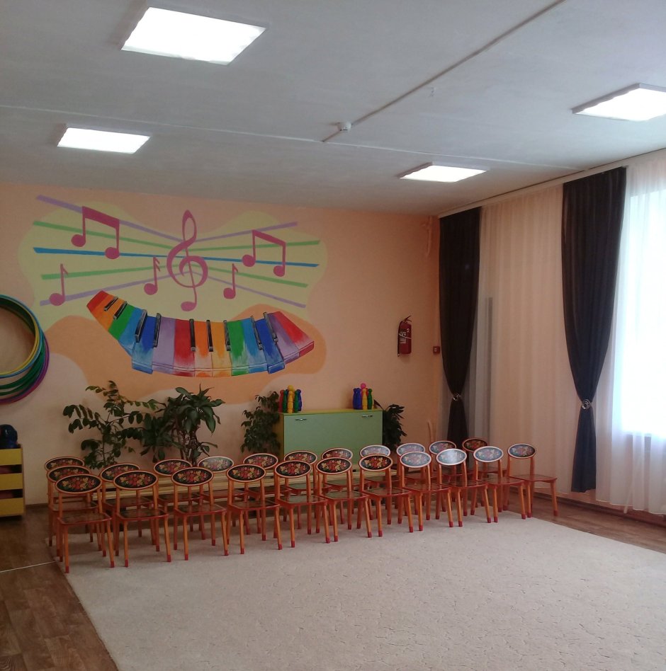 Украшения в музыкальный зал в детский сад
