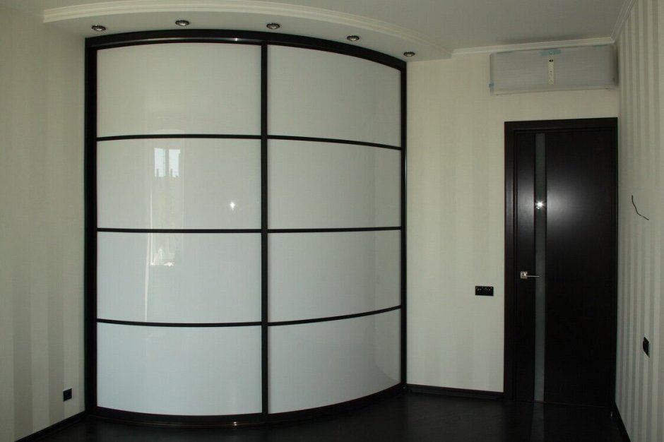 Шкаф-купе радиусный k-7