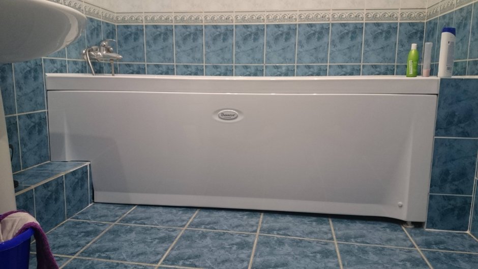 Панель под ванную