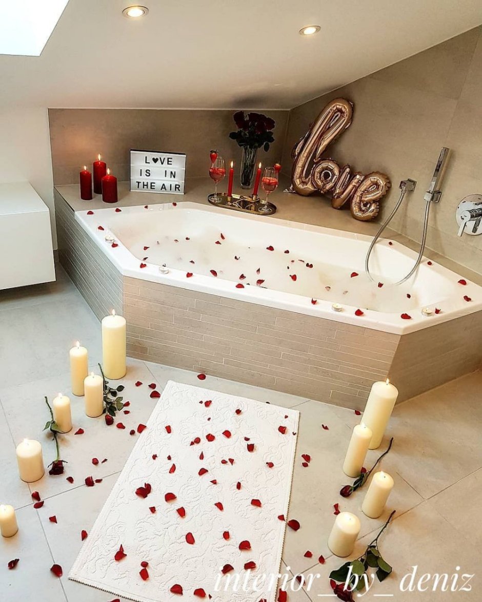 Романтик в ванной