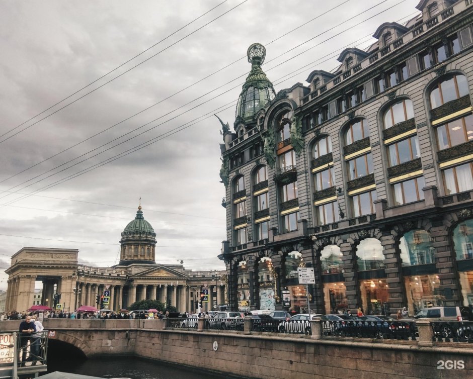 Дом Зингера в Санкт-Петербурге