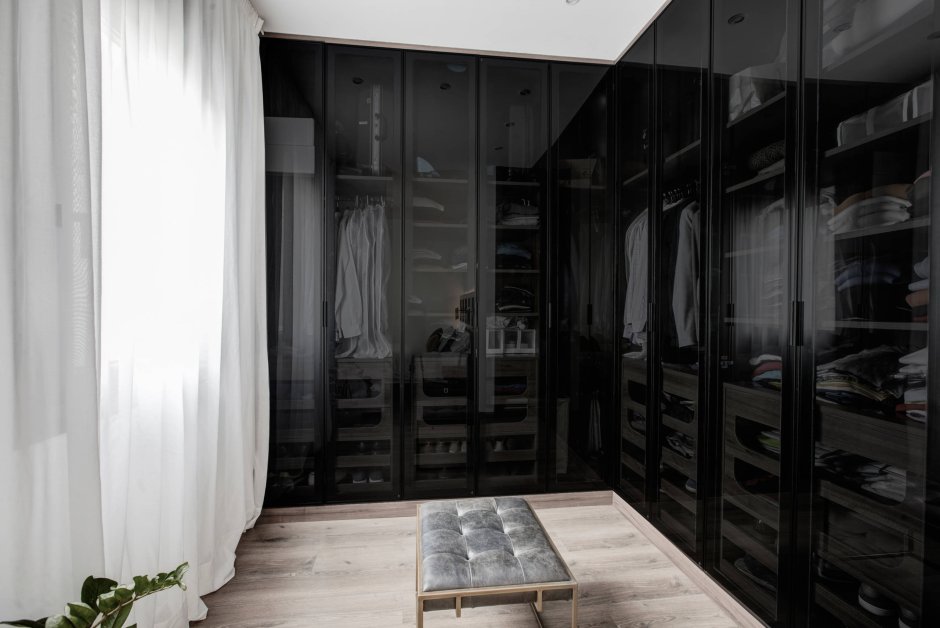 Серый шкаф в стиле лофт