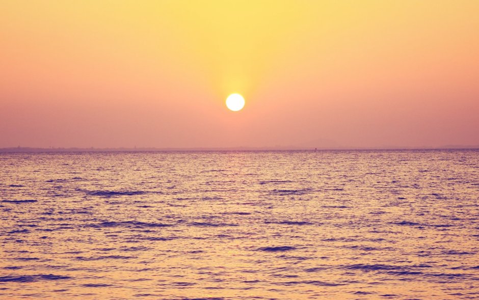 Закат на море