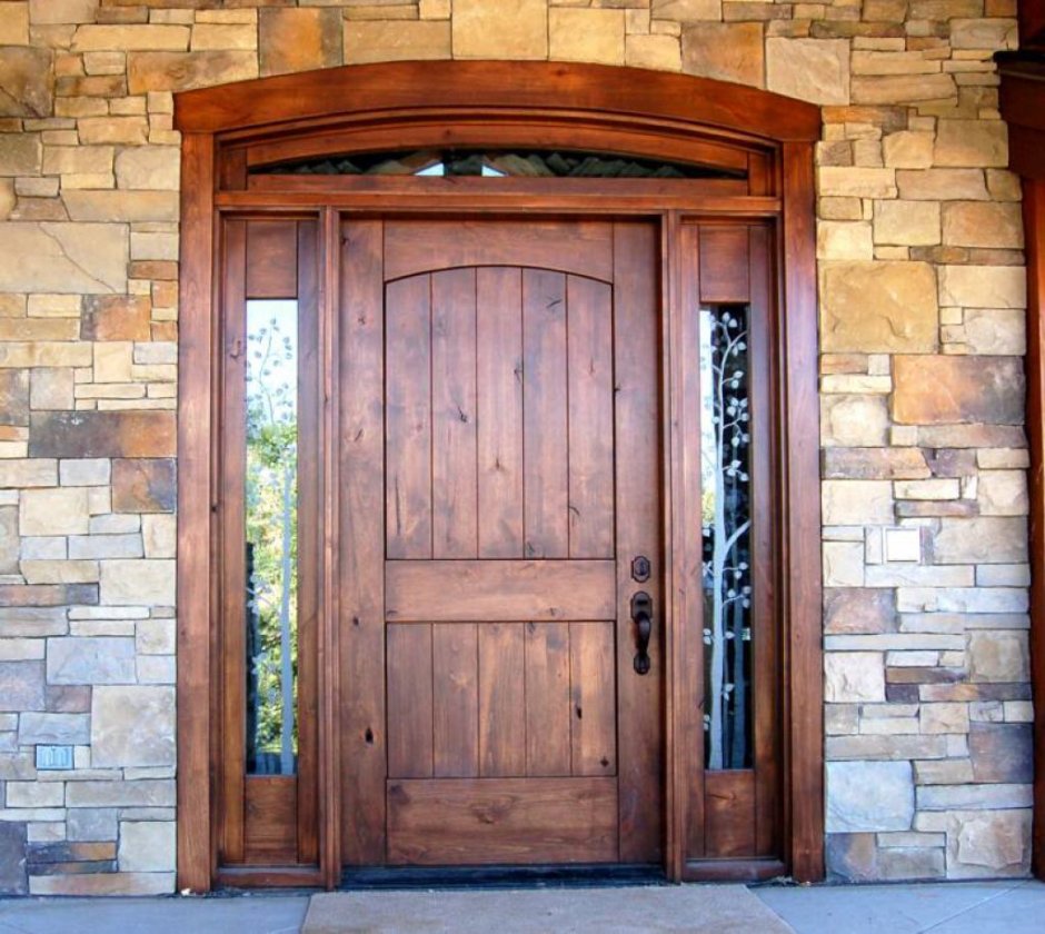 Нестандартные деревянные двери