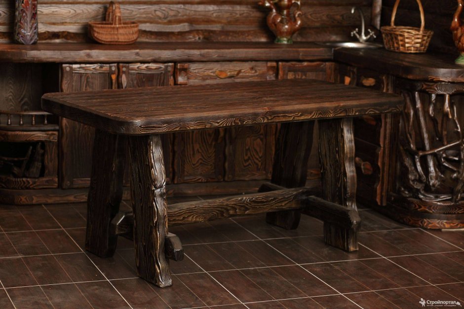 Деревянный стол таверна
