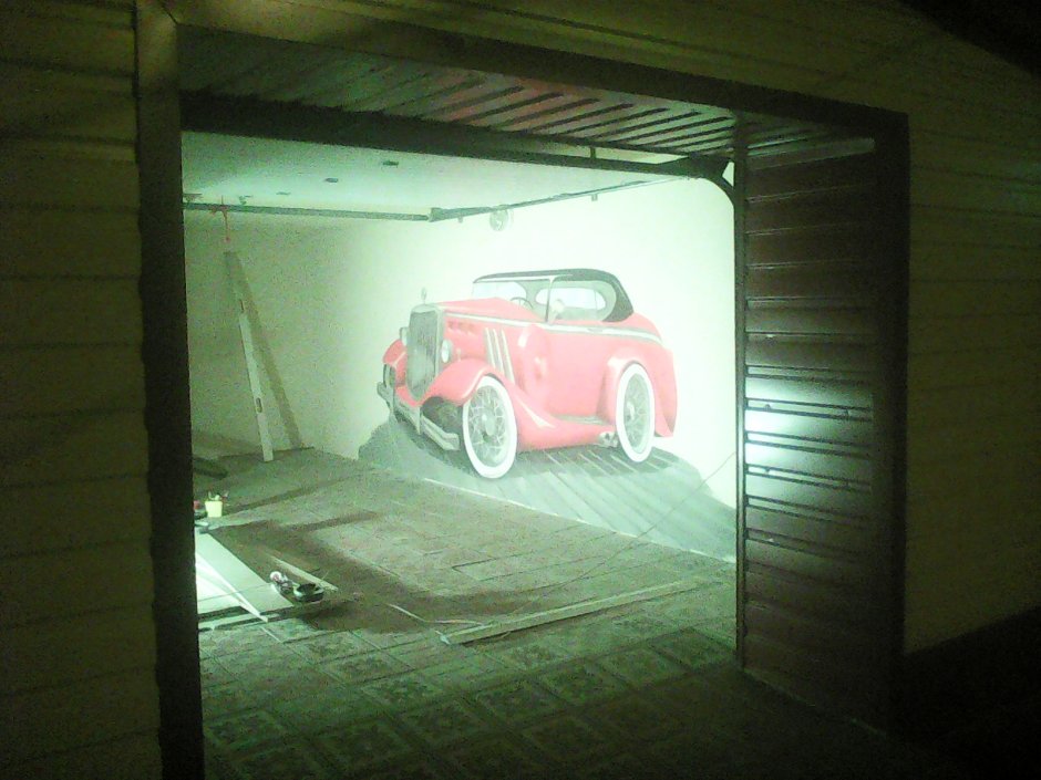 Необычная покраска гаража