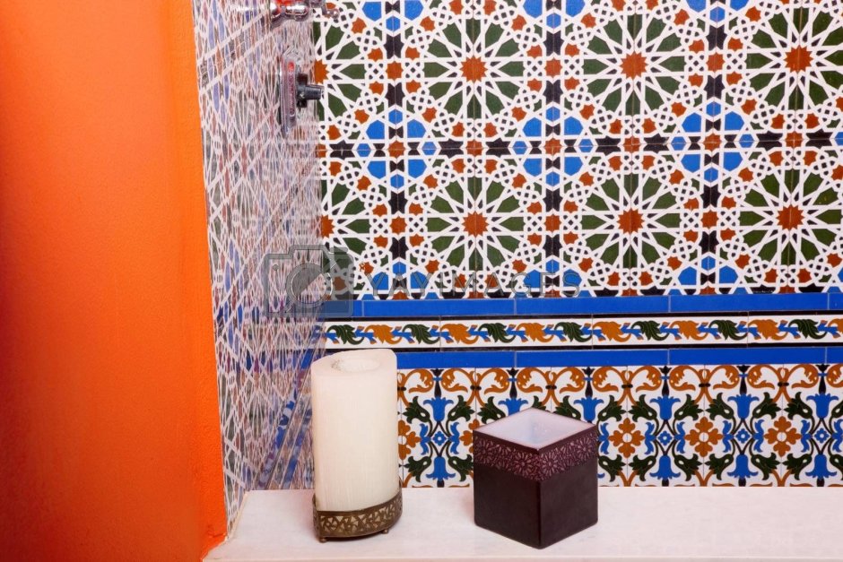 Оранжевая плитка в марокканском стиле