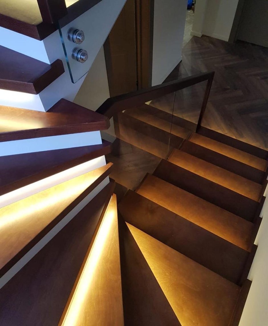 Комплект для автоматических подсветки лестницы Light Fusion Pro 24