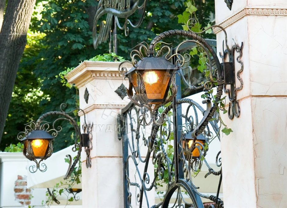 Кованые фонари