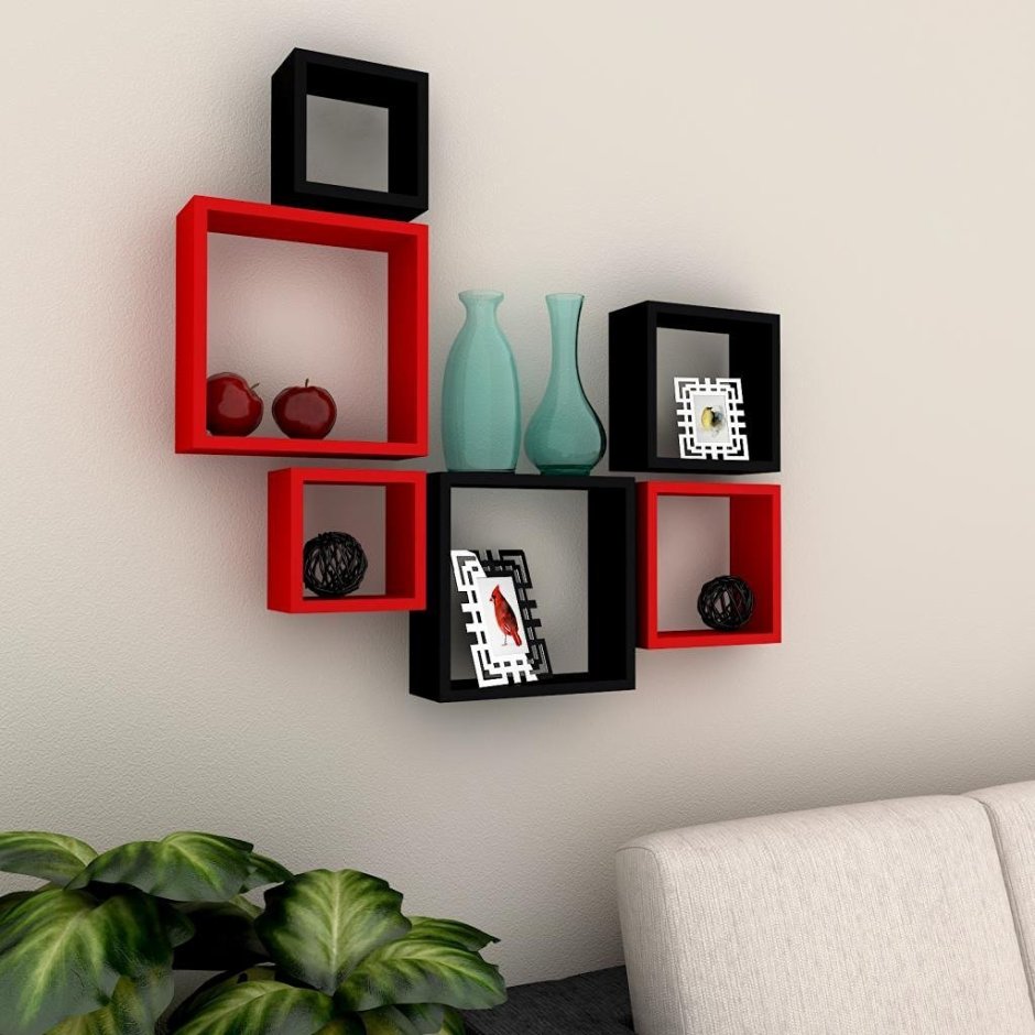Настенные полки в интерьере детской
