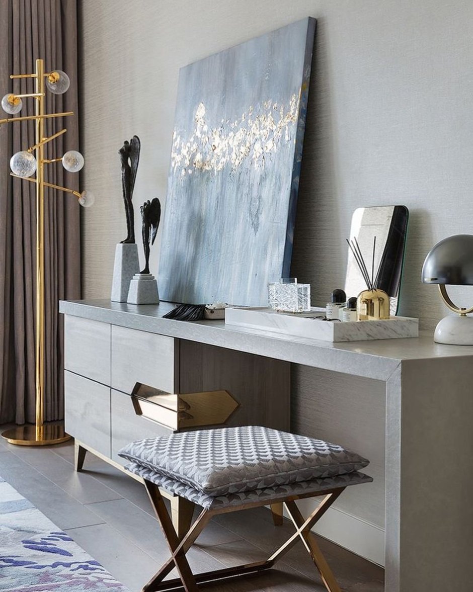 Стол туалетный Metal Vanity Table