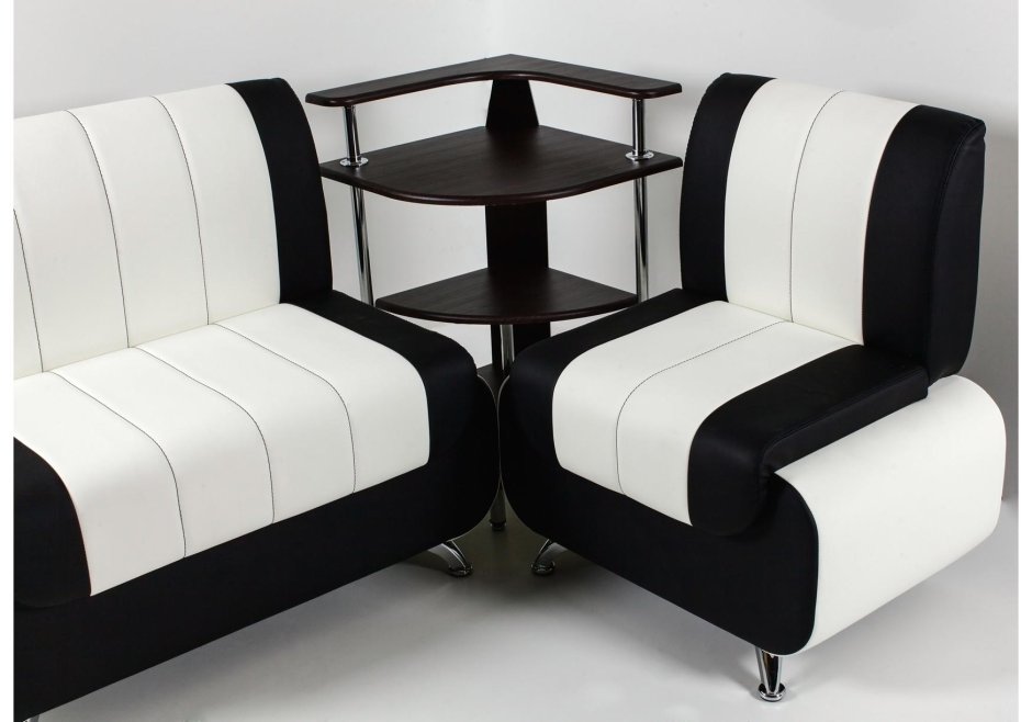 Кованый диванчик в прихожую