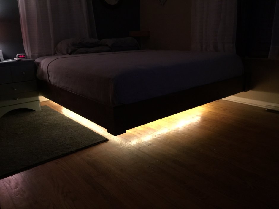 Кровать с подсветкой снизу лазурит