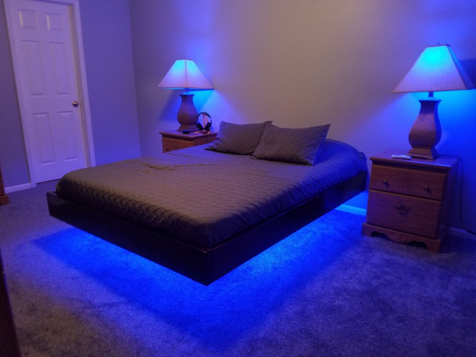 Светодиодная подсветка под кровать