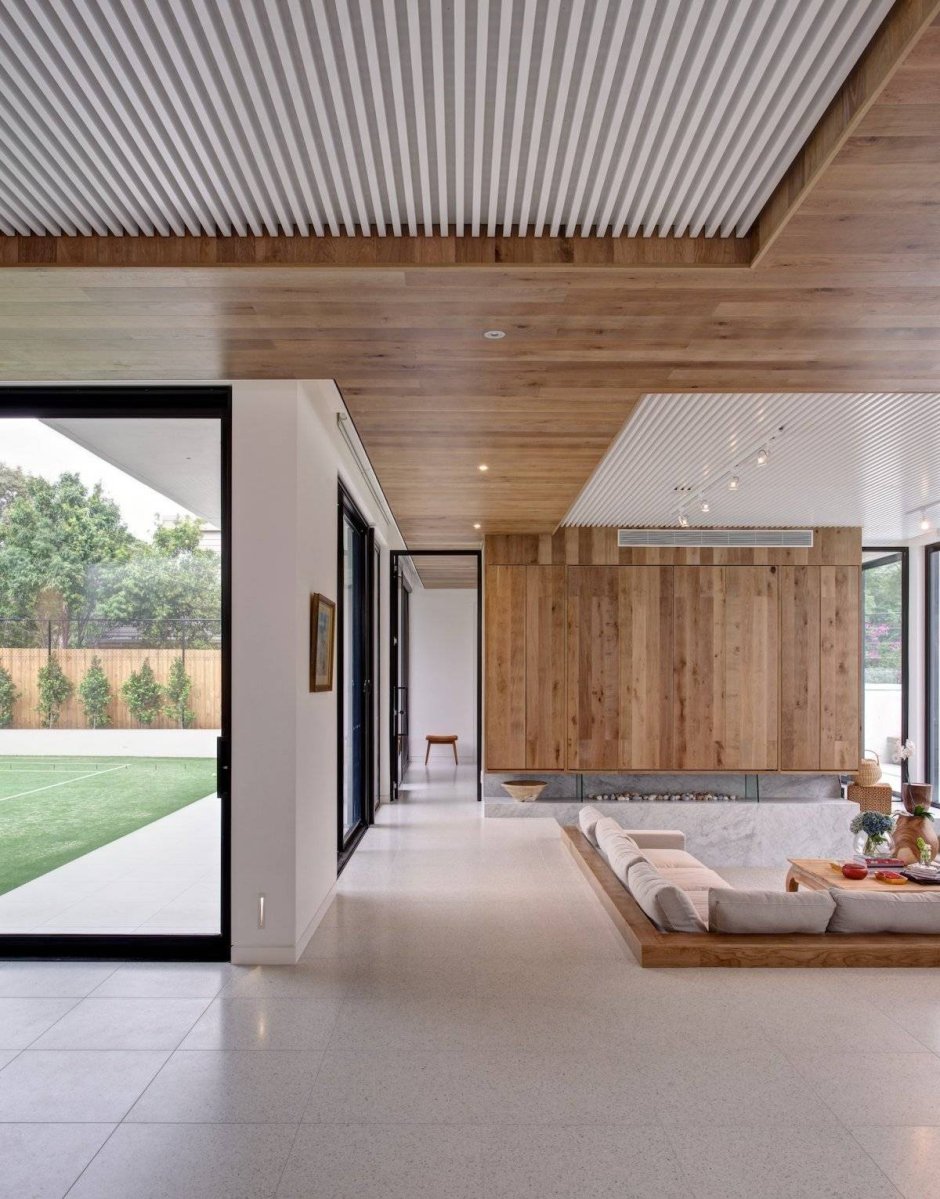 Отделка потолка
