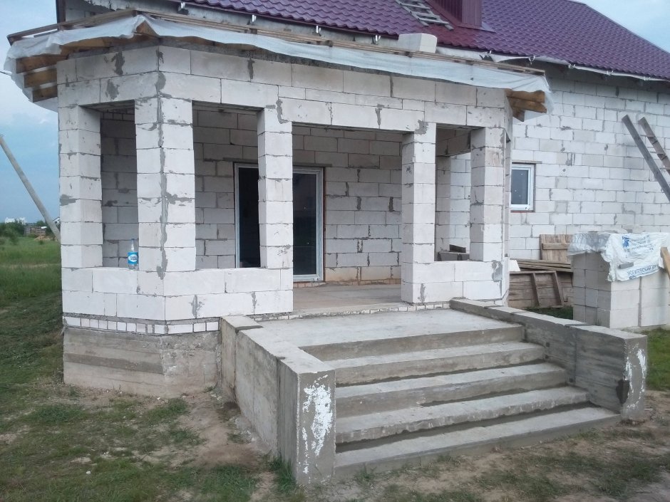 Безрамное остекление для барнхаус