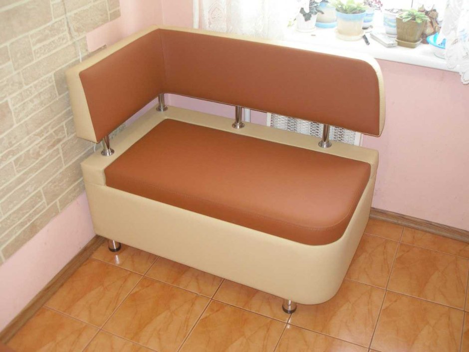 Кухонный диван секрет-4 со спальным местом (Браун капро)