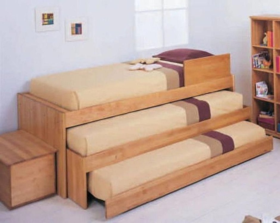 Тройная выдвижная кровать