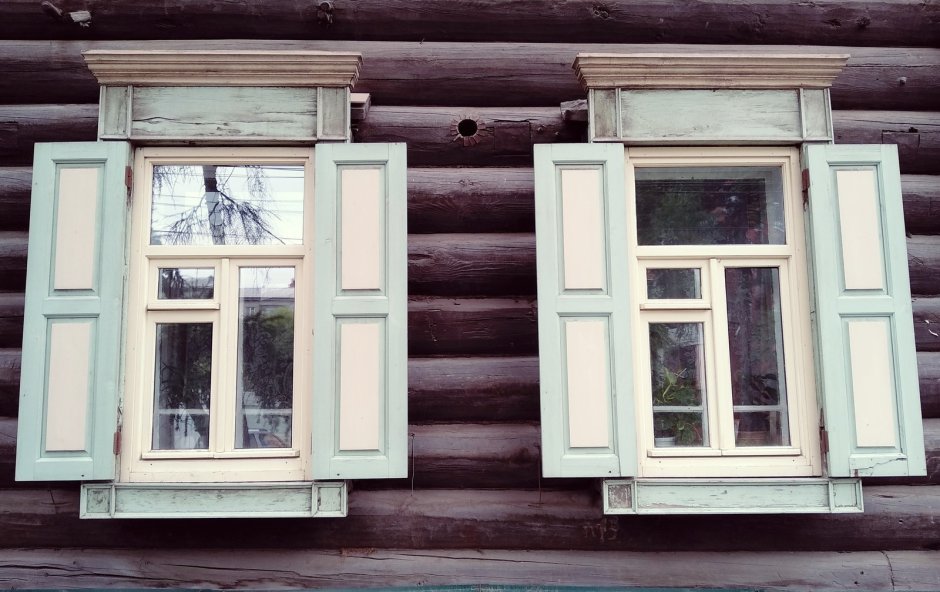Окна в деревянном доме