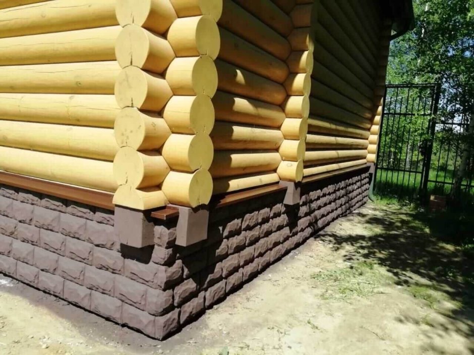 Отделка цоколя бани