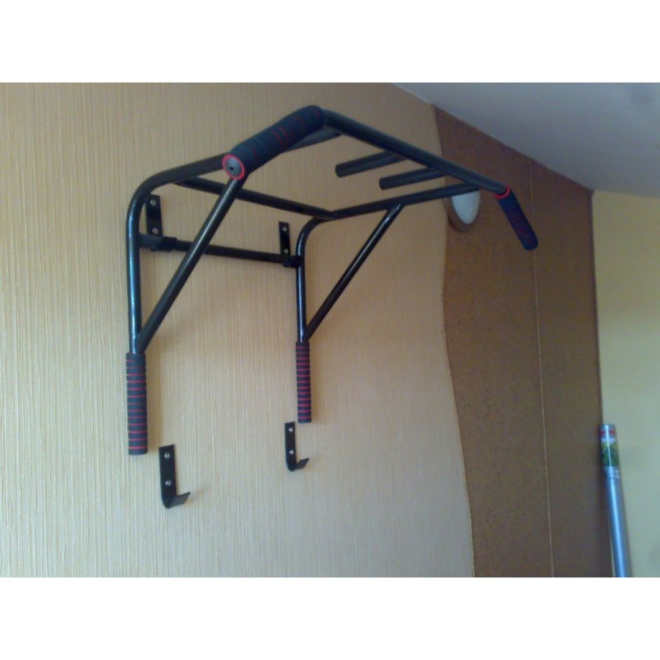 Турник настенный Актив черный 8538