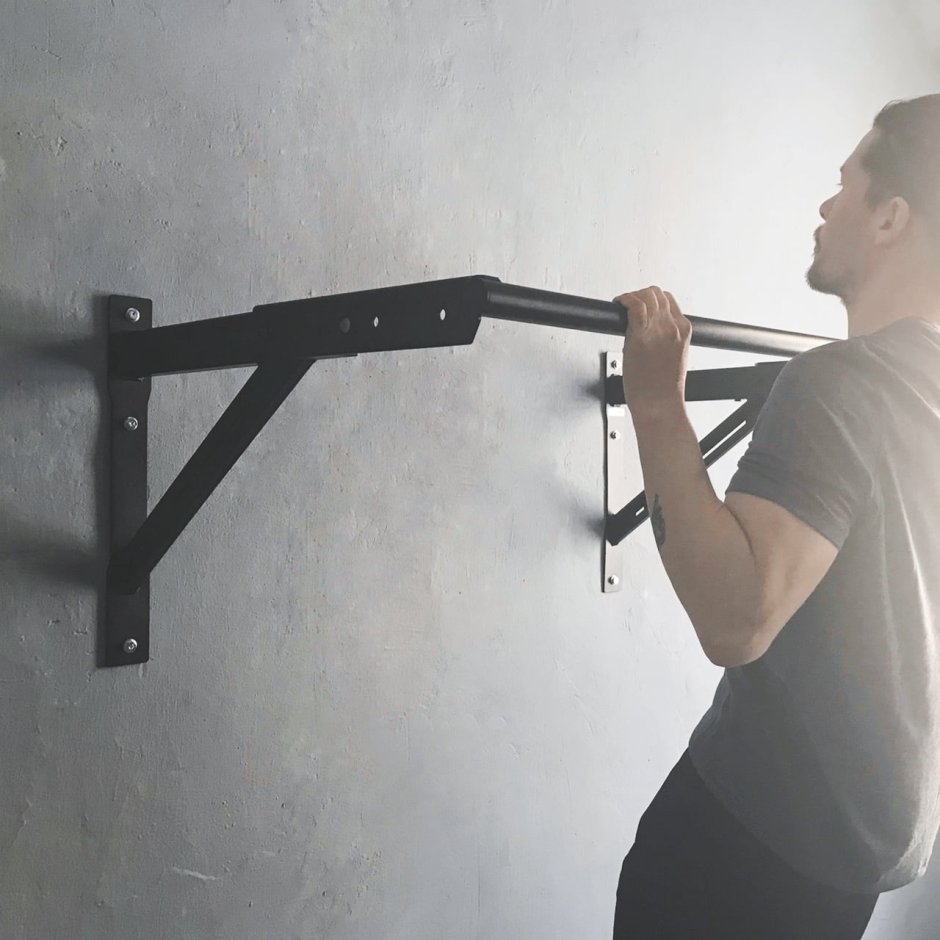 Турникет для дома настенный