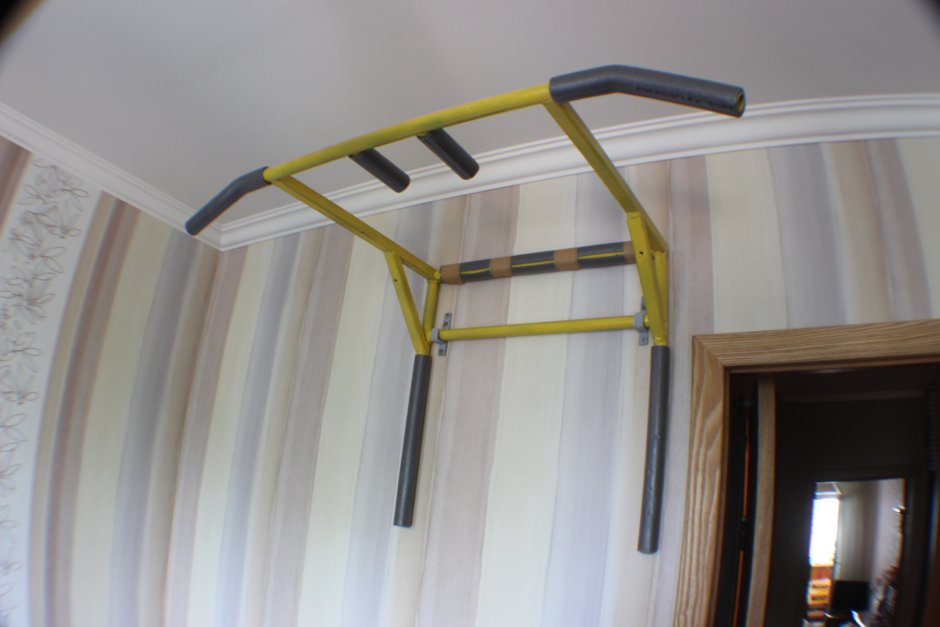 Турник настенный Block, Profi-Fit