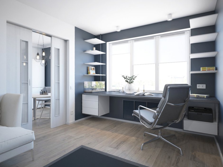 Компьютерный стол у окна