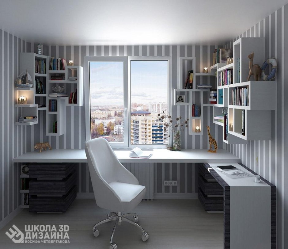 Компьютерный стол у окна