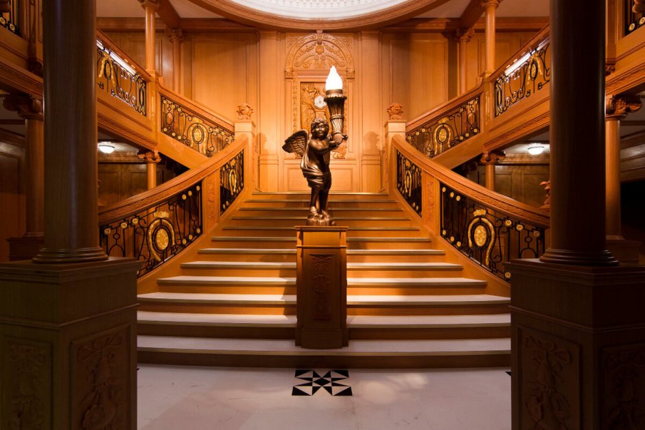 Британик парадная лестница