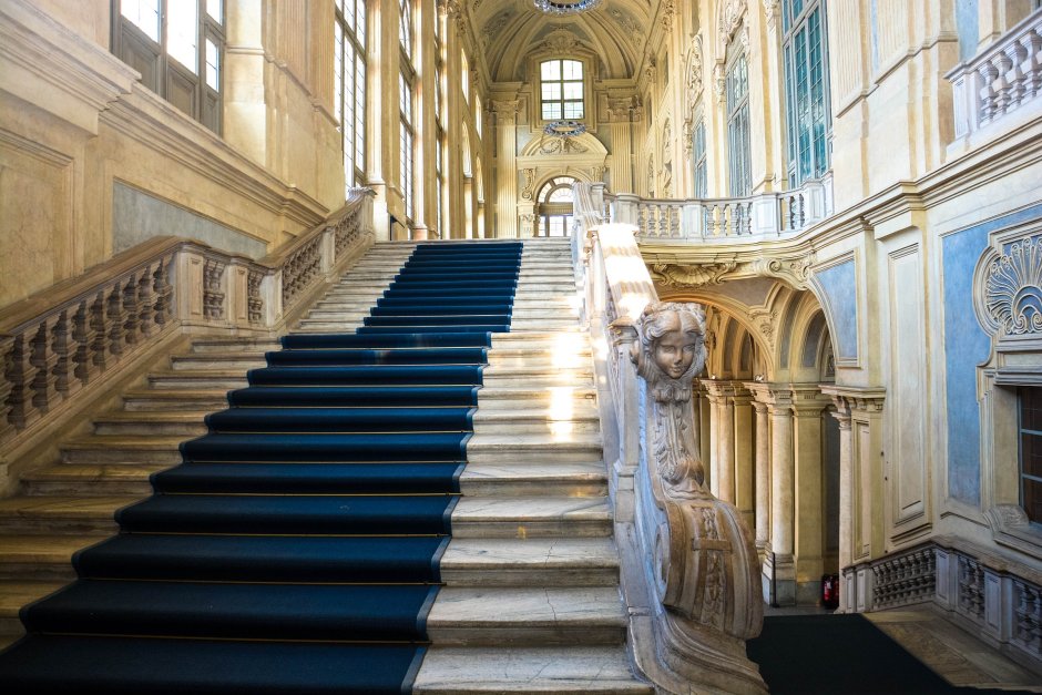 Лестницы в стиле Модерн ар нуво