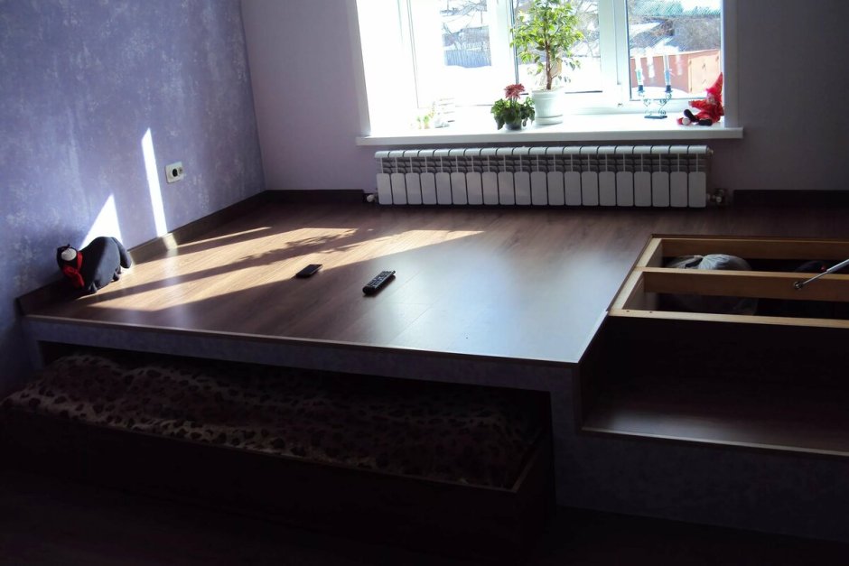 Детские комнаты с подиумом