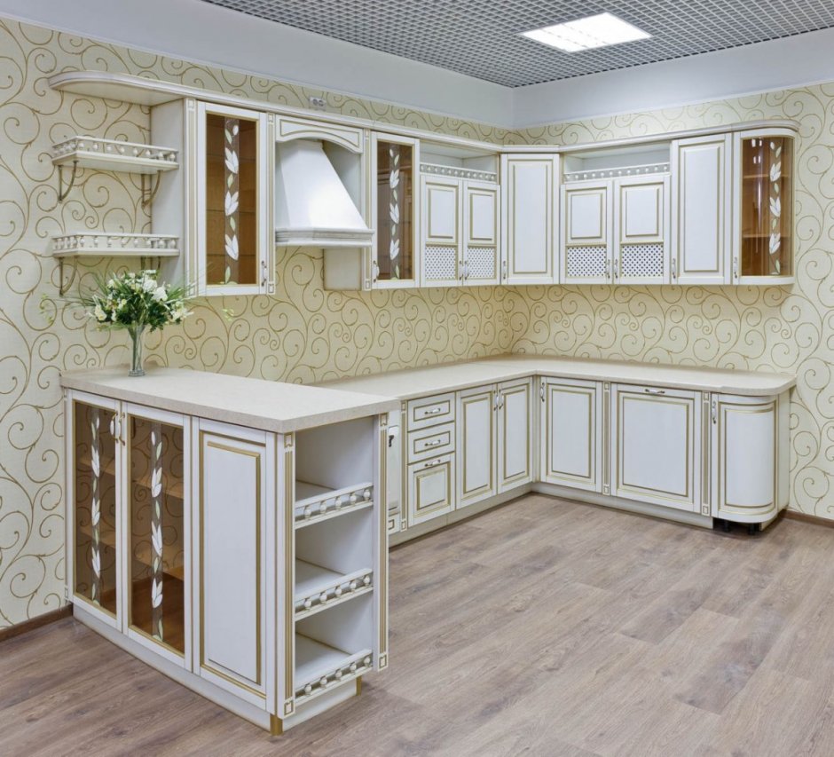 Большие угловые кухни в частном доме