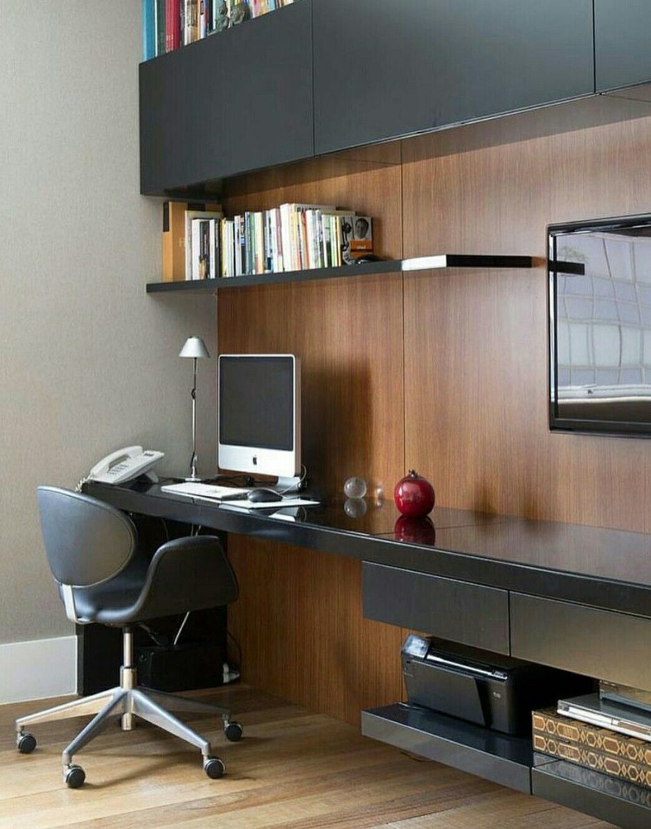Стенка с письменным столом и телевизором