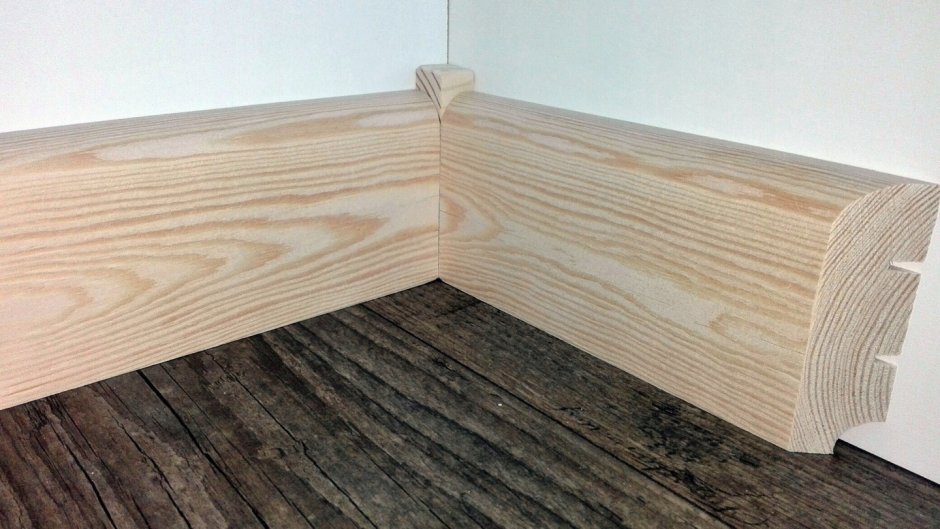 Плинтус прямой напольный Wood Indo 20