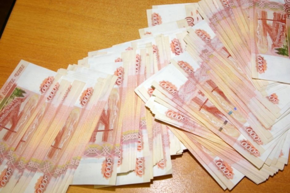 Деньги на столе