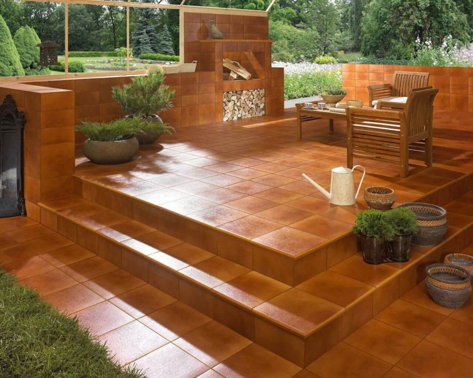 Белая плитка на террасе