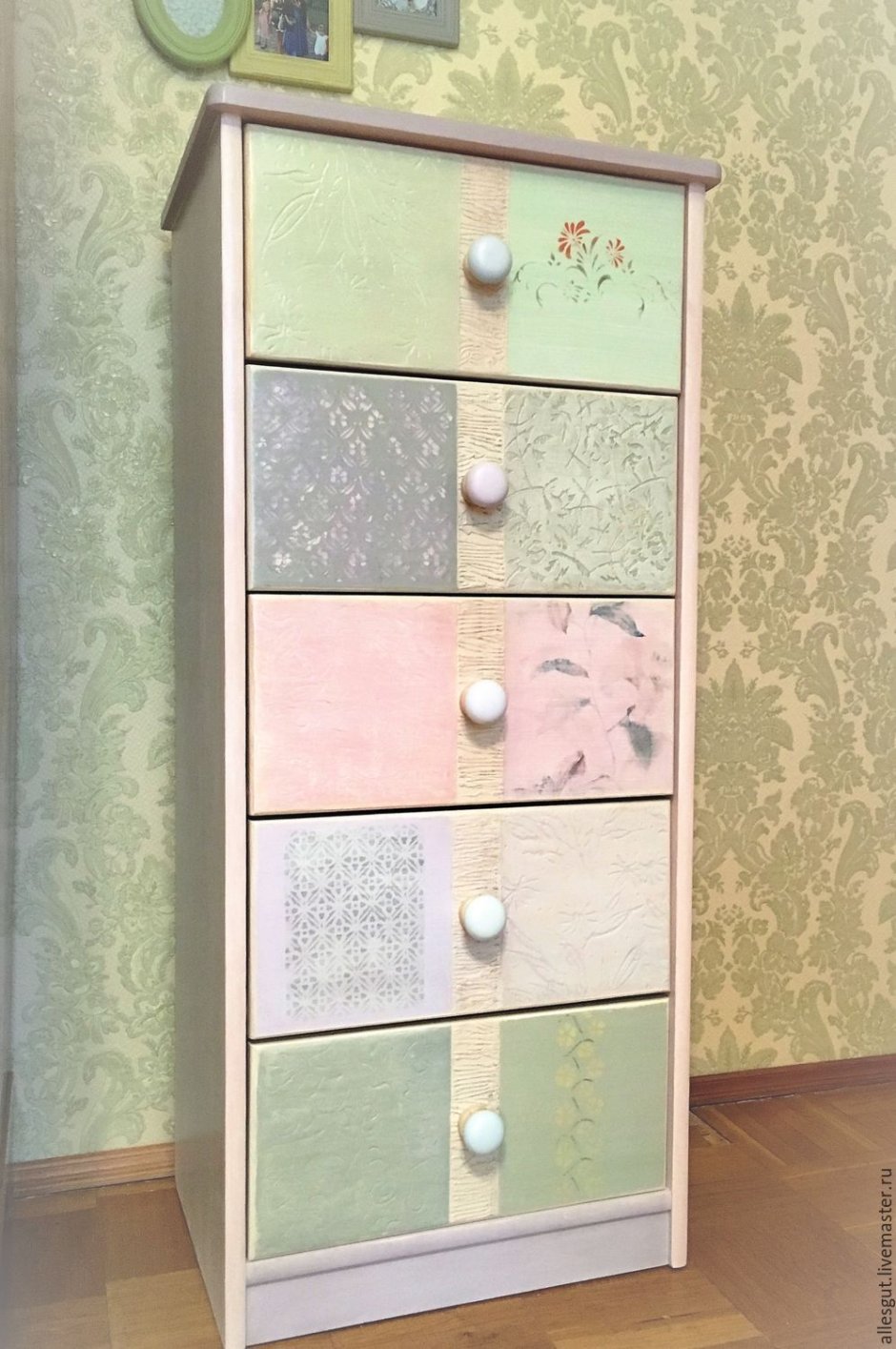 Бельевой комод Baby Italia Dresser