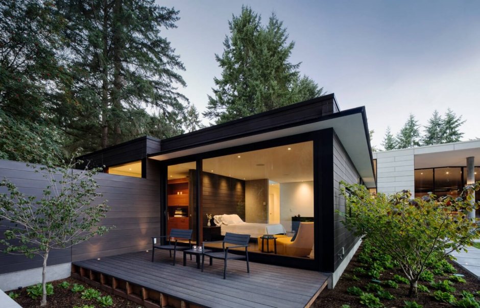 Modern House outside inside