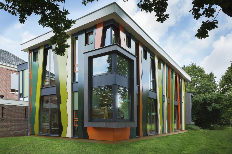 Фасад Design School