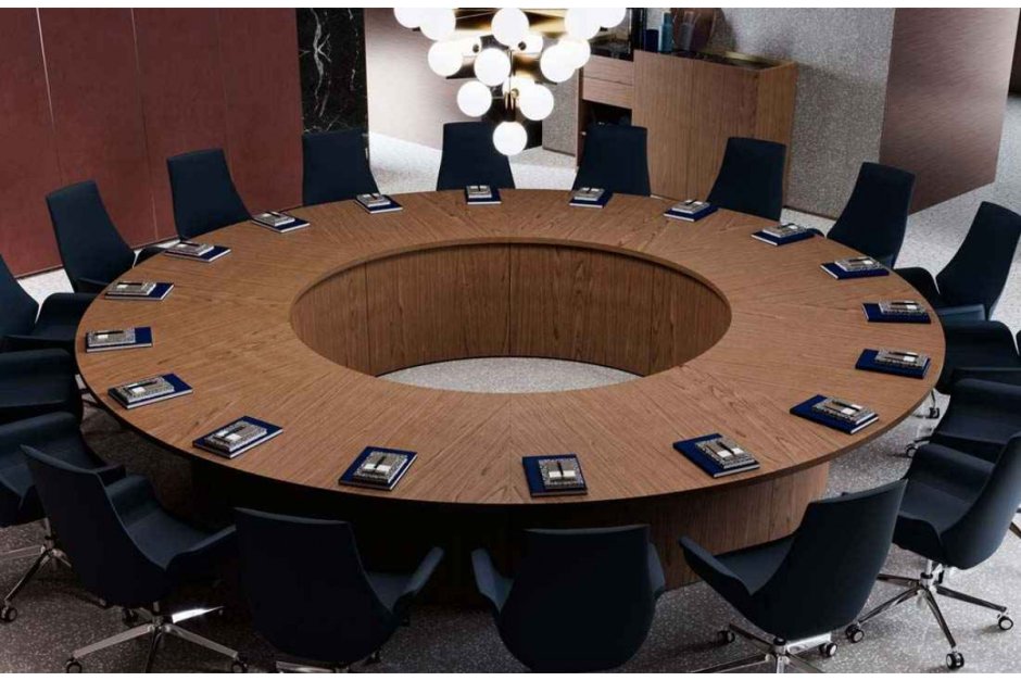 Стол заседания Corinthia meeting