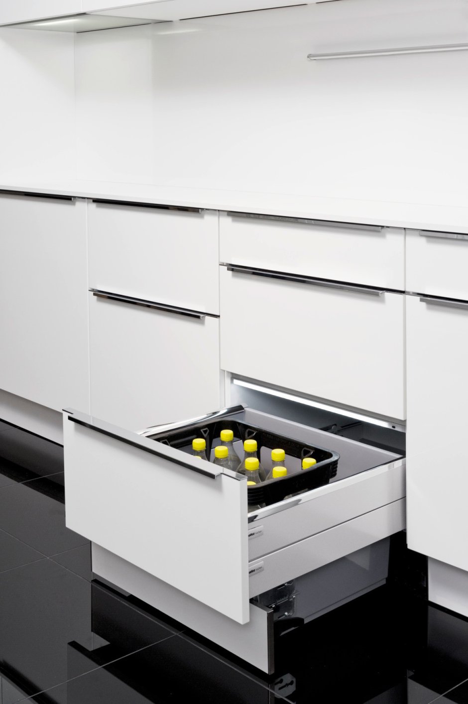 Fennel orga Box цокольная выдвижная система, h150