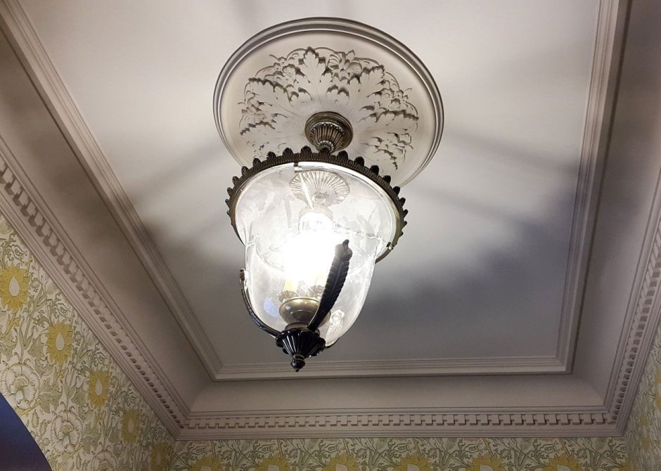 Розетки Orac Decor потолочные