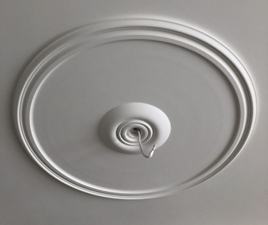Розетка Orac Decor r10