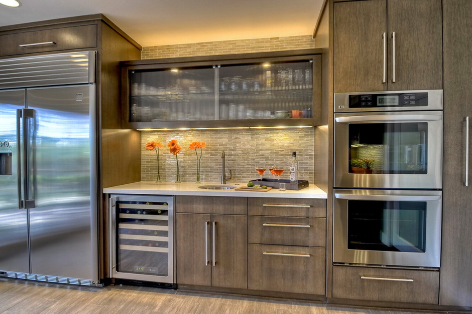 Стеклянные кухонные фасады