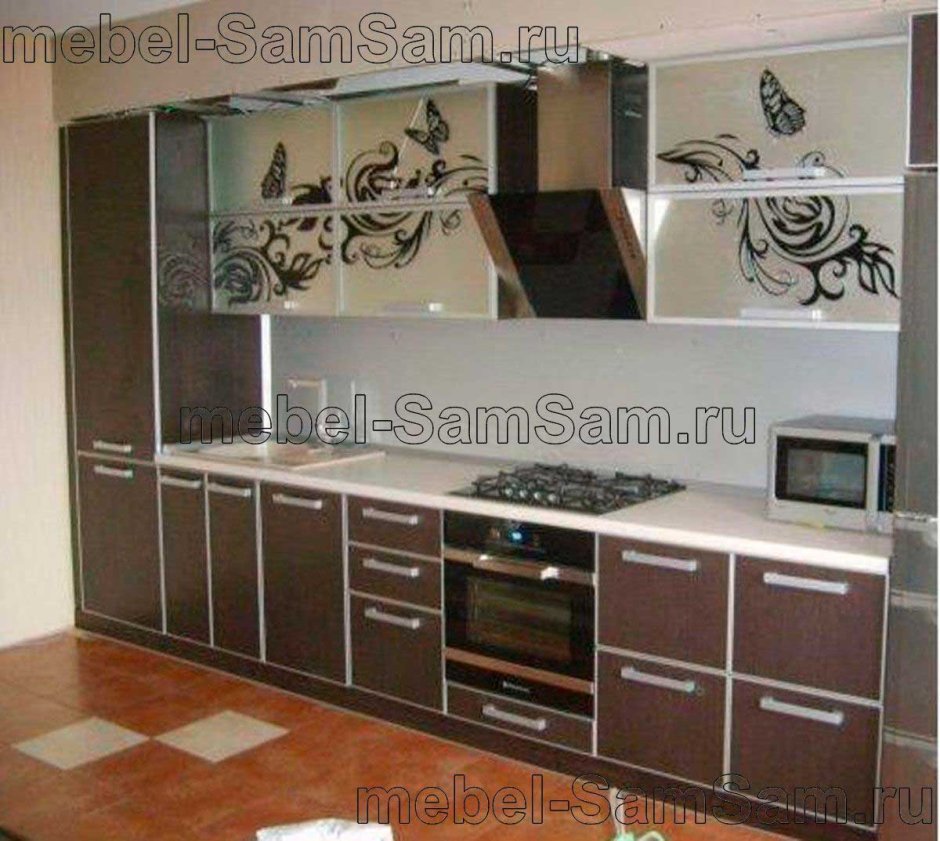 Кухонный гарнитур со стеклянными фасадами